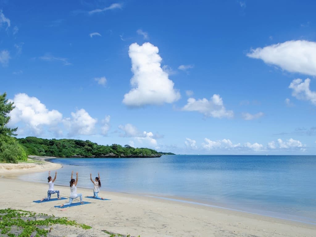 石垣島ビーチヨガ